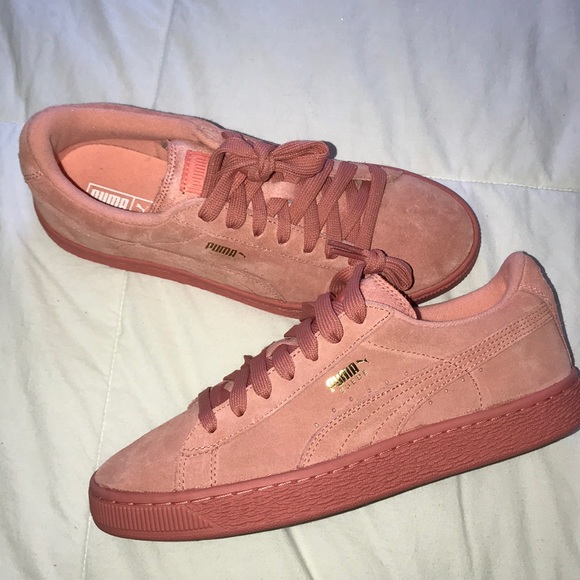 Puma Suede Pink Sneakers - Picture 2 of 3